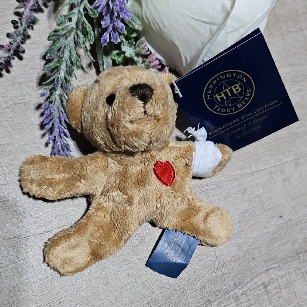 Herrington Teddy Bear with Red Heart